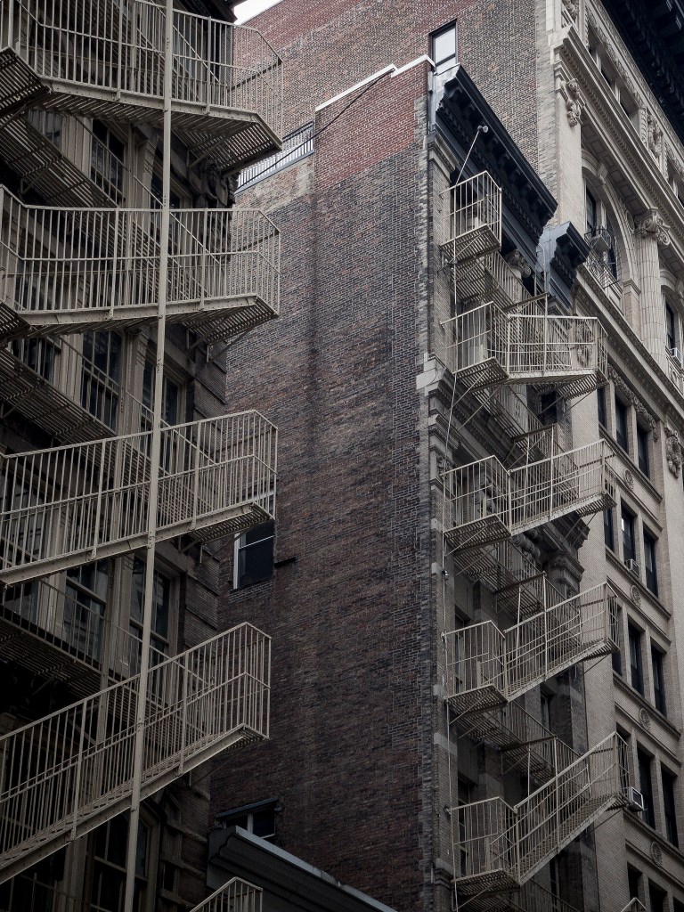 18th St